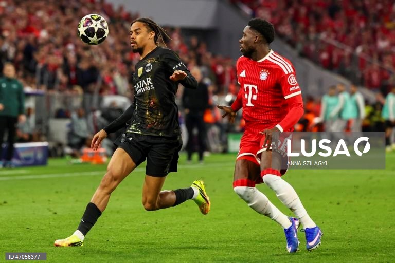 Um golo de Ousmane Dembélé permitiu hoje ao Paris Saint-Germain empatar 1-1 em Munique com o Bayern e garantir a presença na final da Liga dos Campeões de futebol, na qual vai defender o título frente ao Arsenal.