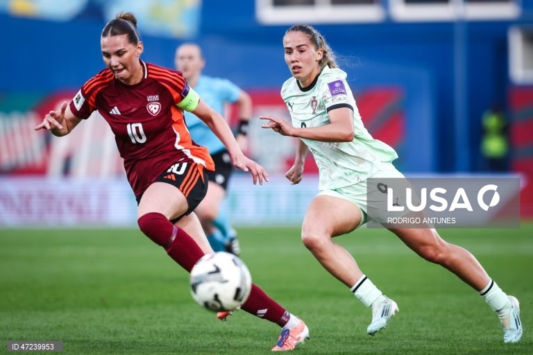 A seleção portuguesa feminina de futebol venceu hoje a Letónia por 5-0, no Estoril, para somar o quinto triunfo em cinco jogos e reforçar a liderança do Grupo B3 de apuramento para o Mundial de 2027.