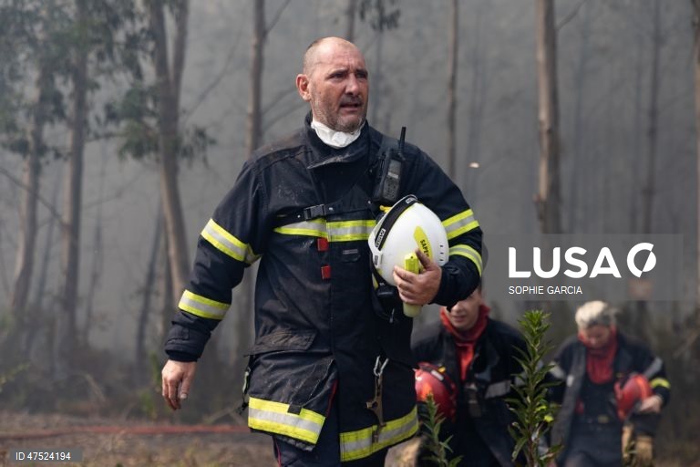 Incêndio no sul de França