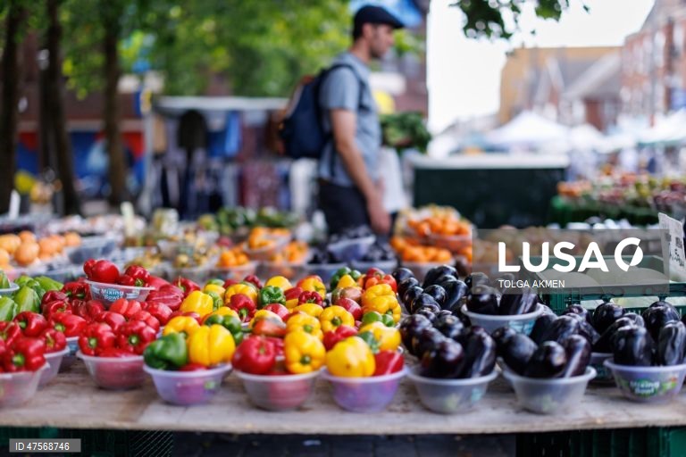 Reino Unido: Mercado de rua em Londres