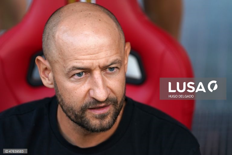 O Sporting de Braga ganhou hoje vantagem no play-off da Liga Conferência em futebol, rumo à fase de liga, ao vencer em casa os austríacos do Áustria Viena por 2-0, em encontro da primeira mão.