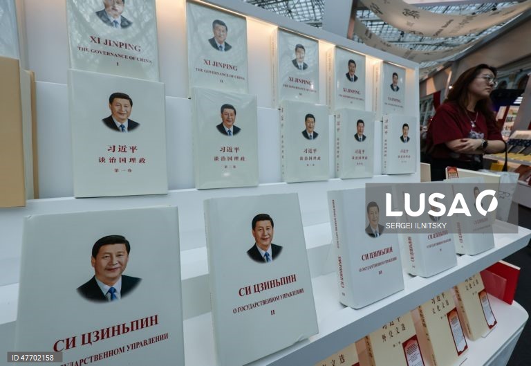 Rússia: Feira Internacional do Livro de Moscovo