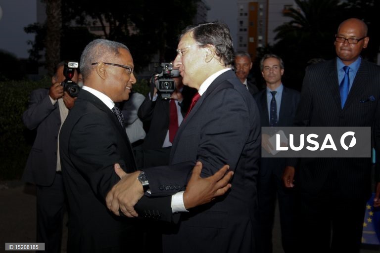 Durão Barroso diz que Cabo Verde deve aprofundar parceria com a União Europeia