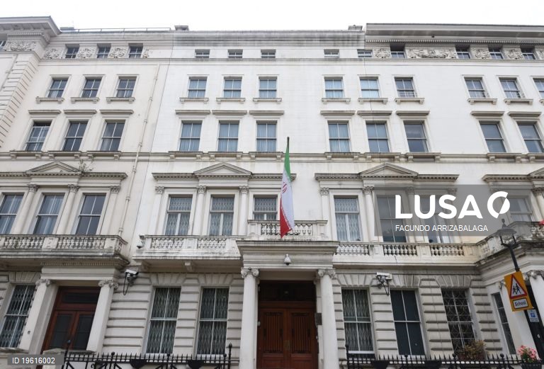 Londres convoca embaixador iraniano após apelo ao sacrifício dirigido à diáspora