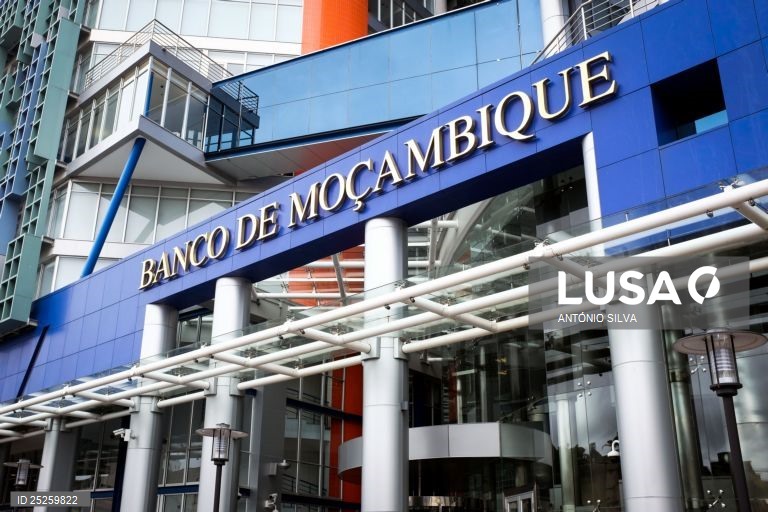 Banco de Moçambique avisa que tem de autorizar contas de residentes fora do país