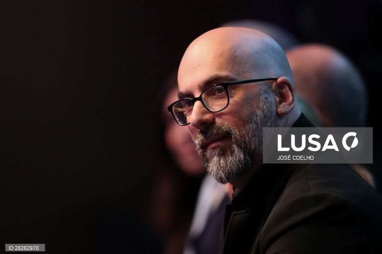 Novo romance de Valter Hugo Mãe entre as próximas novidades do Grupo Porto Editora