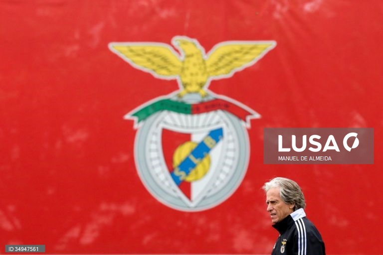 Benfica e Jorge Jesus chegam a acordo na ação por incumprimento salarial