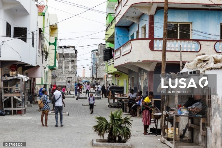 Consumidores dos PALOP ainda longe de terem os seus direitos protegidos - organização