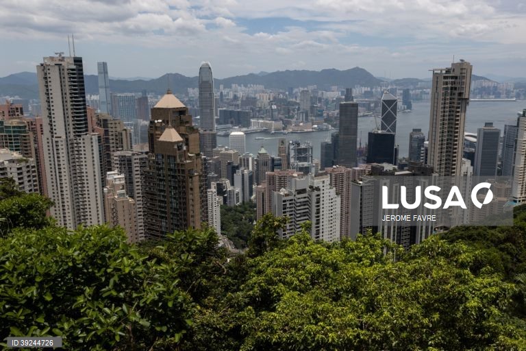 Mais de 150 pessoas retiradas de bairro social em Hong Kong após novo incêndio