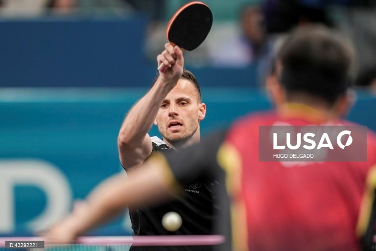 Tiago Apolónia apura-se para as meias do WTT Pristina de ténis de mesa