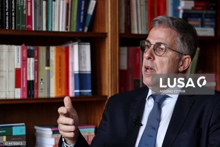 Mudanças na lei a pensar em processos mediáticos afetarão também cidadão comum - bastonário