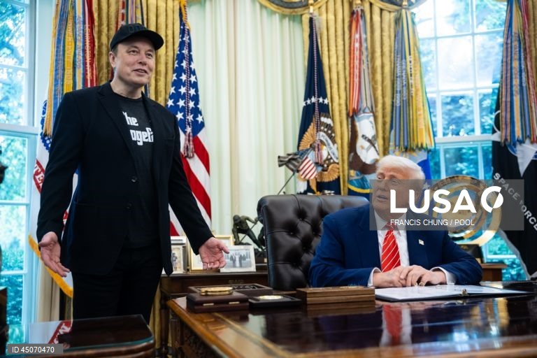 Musk renova críticas a pacote fiscal de Trump que enfrenta votação crucial no Senado
