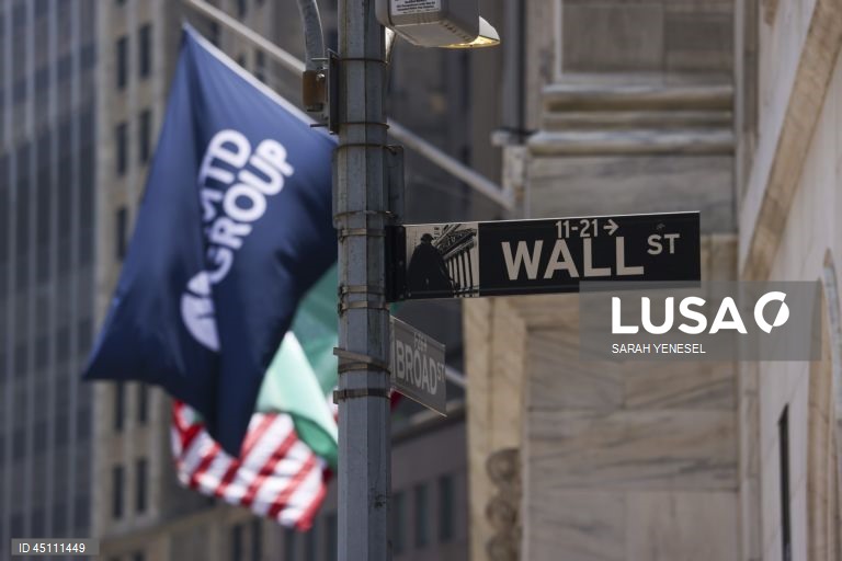 Wall Street fecha semana com máximos históricos para S&P 500 e Nasdaq