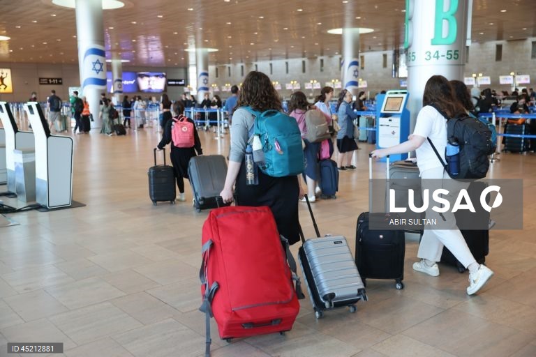 Israel planeia abrir espaço aéreo na quarta-feira à noite para repatriamentos