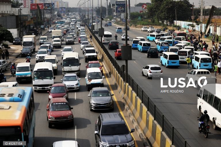 Angola regista no fim de semana quase meia centena de mortes por acidentes de viação