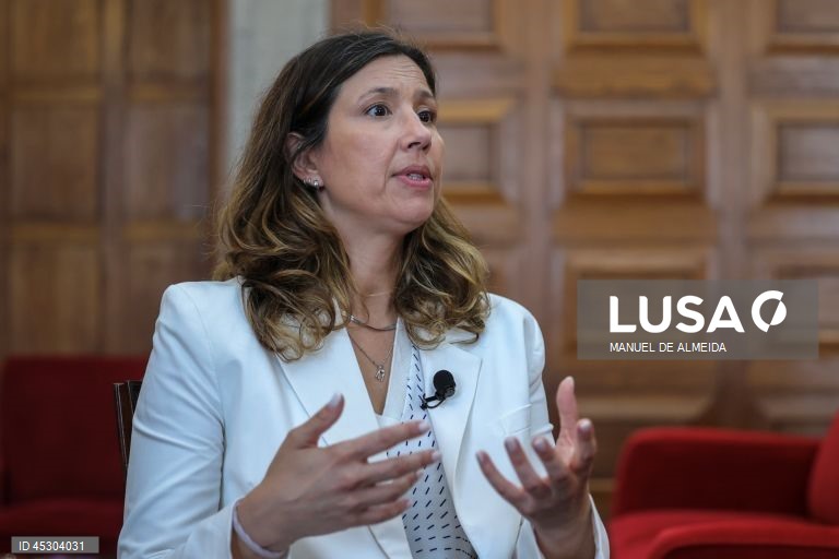 Mariana Leitão confia em crescimento da IL nas autárquicas mas conquistar câmaras será “muito difícil”