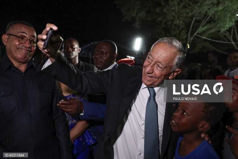 Marcelo juntou-se à festa da independência em São Tomé durante a noite