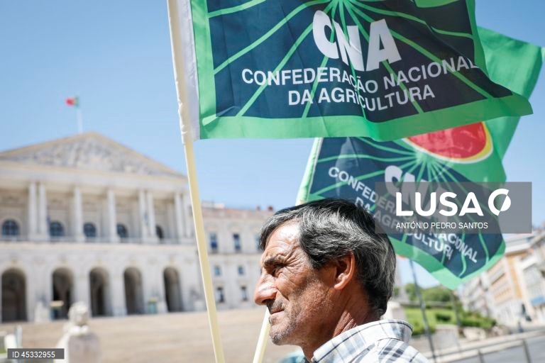 CNA entrega reivindições dos viticultores do Douro na residência oficial do PM