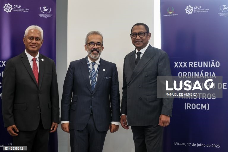 Portugal representado por MNE na Cimeira da CPLP por acordo entre Marcelo e Montenegro