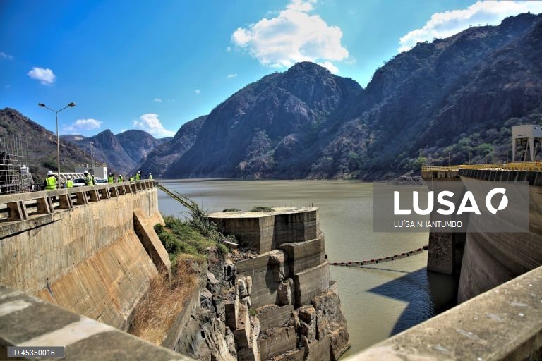 Barragem moçambicana de Cahora Bassa com lucros de 95,5ME apesar de ano de seca
