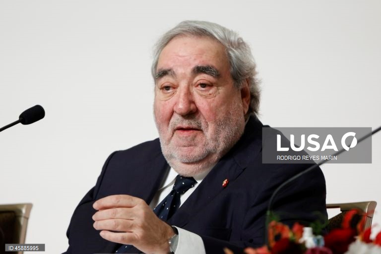 Souto de Moura distinguido com medalha de ouro de União Internacional dos Arquitetos