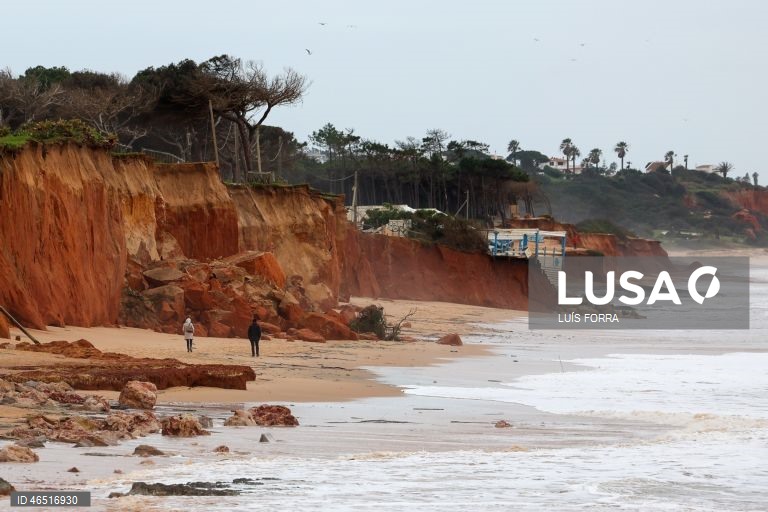 Mau tempo: Obras urgentes de 27 ME no litoral avançam dentro do previsto - APA