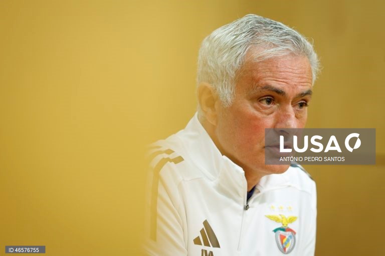 José Mourinho mero espetador nas quezílias de presidentes