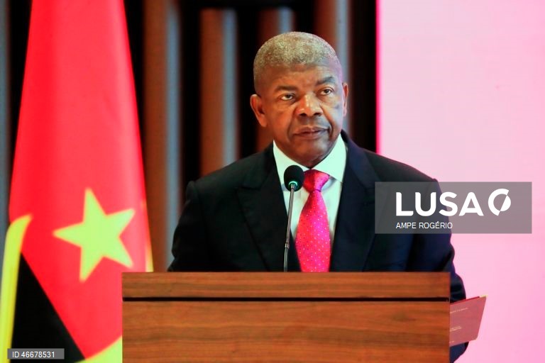 PR angolano manifesta preocupação e tristeza por acidente com 12 mortos