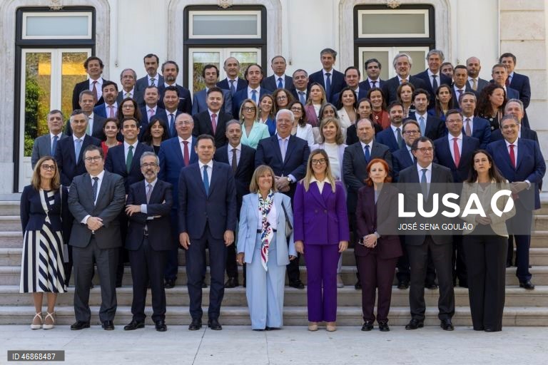 Primeiro-ministro anuncia linha de apoio de 600 ME para empresas