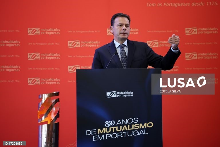 Montenegro refere que Prestação Social Única quer combater abusos e fraudes