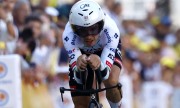 Almeida tem uma fratura numa costela, mas deve alinhar na oitava etapa do Tour