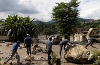 China eleva para mais de 550 número de desaparecidos no Tibete após enxurradas