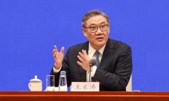 Ministro do Comércio admite cenário “grave e complexo” para economia da China