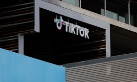 EUA e China chegam a acordo para que TikTok passe a ter novo dono