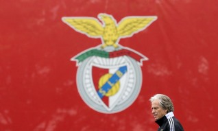 Benfica e Jorge Jesus chegam a acordo na ação por incumprimento salarial