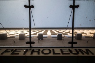 OPEP manterá oferta de petróleo, pelo menos, até abril