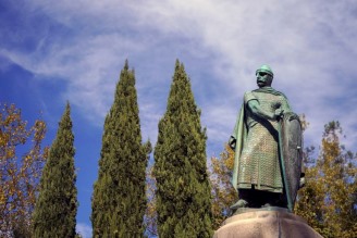 Recolocada espada na estátua de D. Afonso Henriques em Guimarães