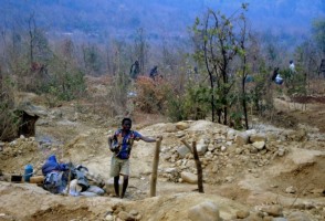 Autoridades moçambicanas querem garimpo organizado em Manica