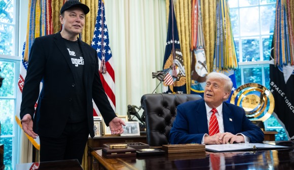 Musk renova críticas a pacote fiscal de Trump que enfrenta votação crucial no Senado
