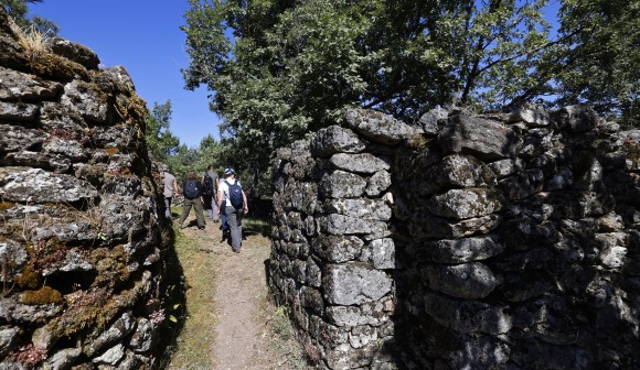 À descoberta dos castros do Barroso para ‘ativar’ o património histórico